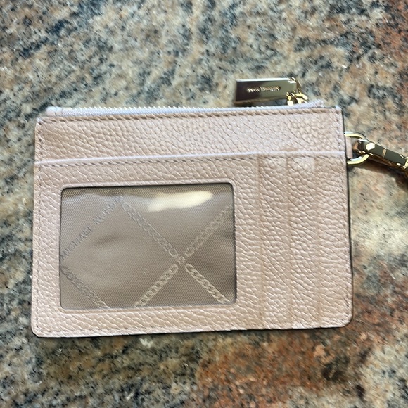 Michael Kors card holder Cream/Almost Pinkish Color - Picture 2 of 6